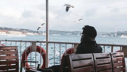 深圳迅辉奥捷智行汽车销售服务有限公司成立，注册资本1000万人民币