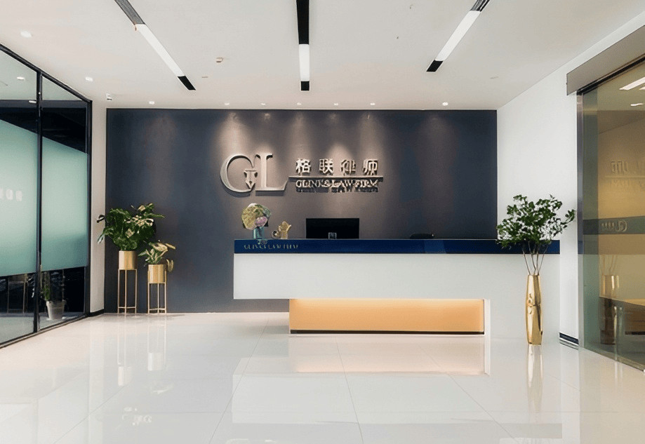 华西能源（002630）业绩预告变脸被交易所处罚，投资者可索赔