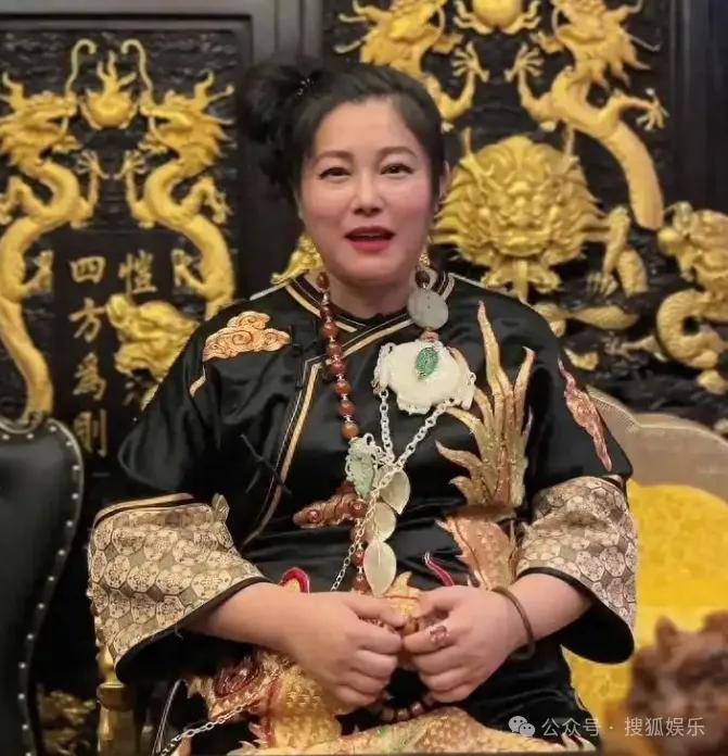 从爆红到突然消失好几年，再出现已经胖到大家不敢认了？