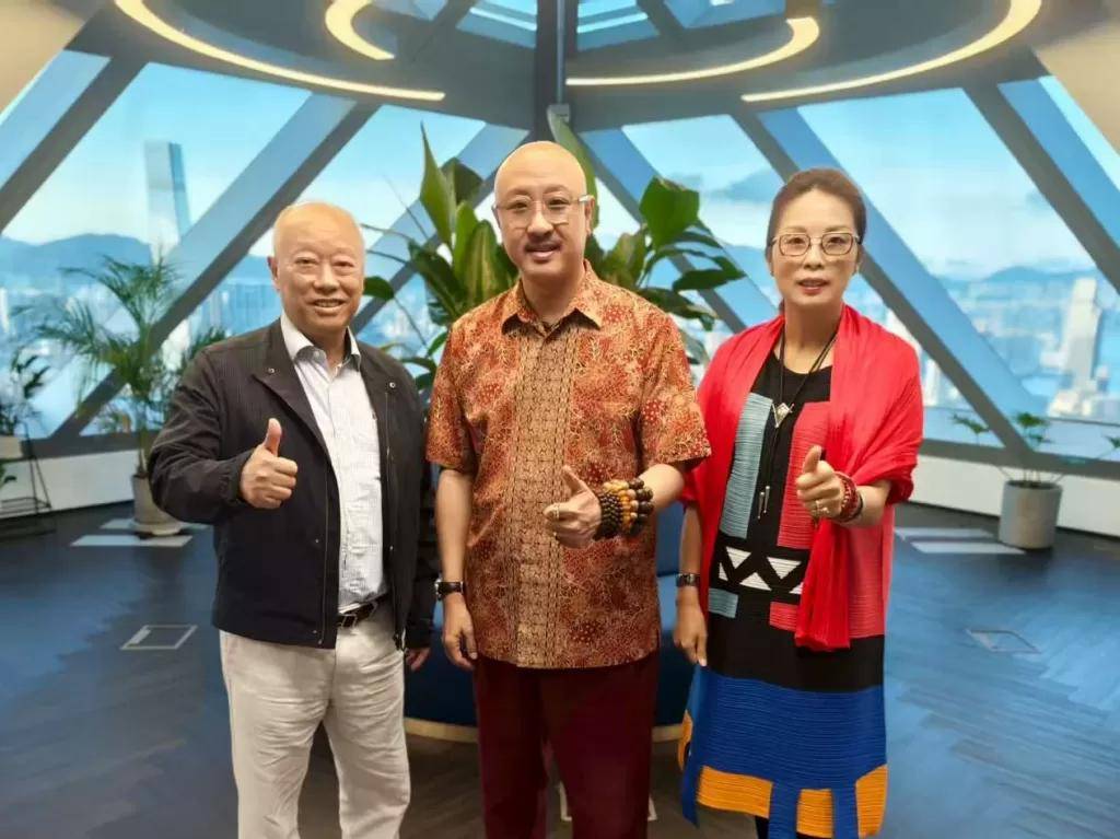 冯志坚率行业专家团与香港黄金交易所共促黄金稳定币全球服务体系