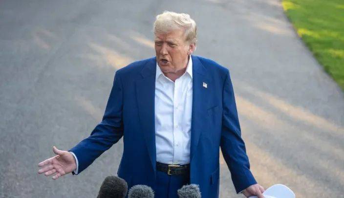 俄方开出的条件，白宫突然同意了！泽连斯基想上桌，必须割让领土