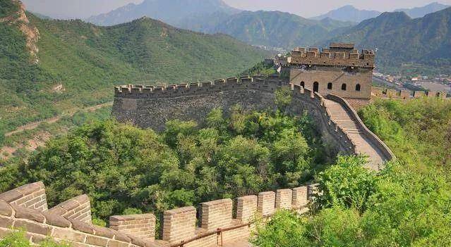 秦始皇修长城花了多少钱换算成人民币吓你一跳