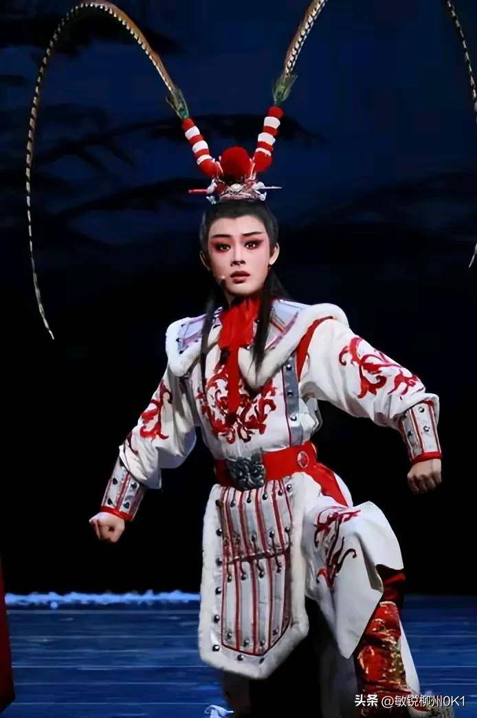 从越剧舞台到浪姐现场，陈丽君跨界之旅背后的秘密！