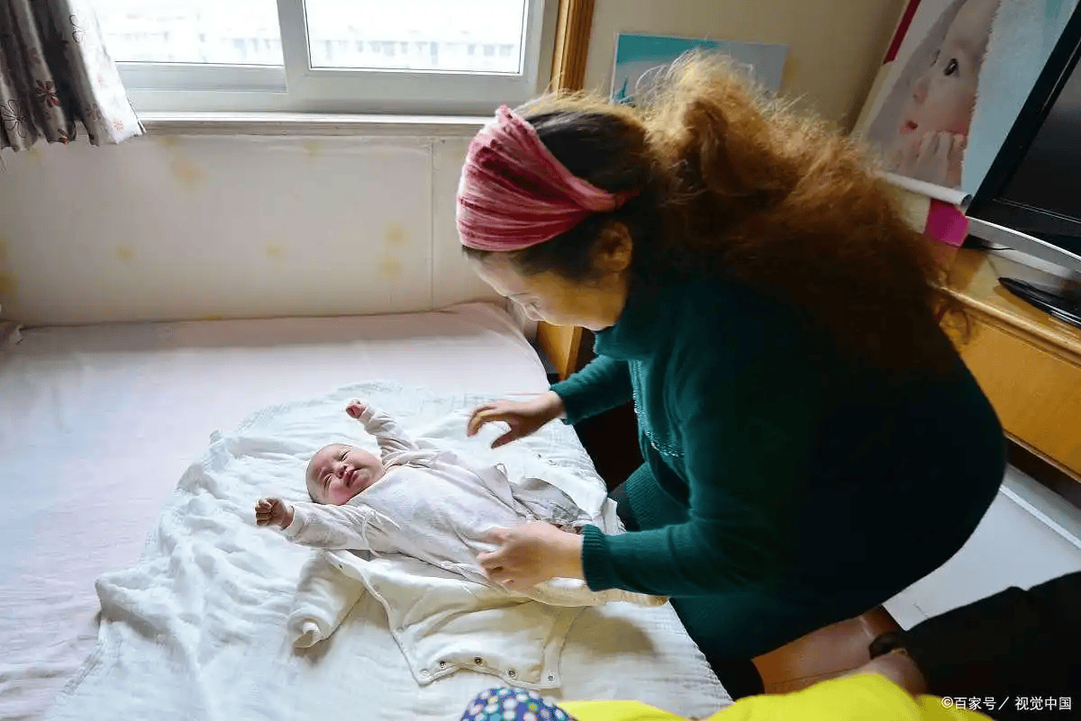 住家月嫂一个月多少钱