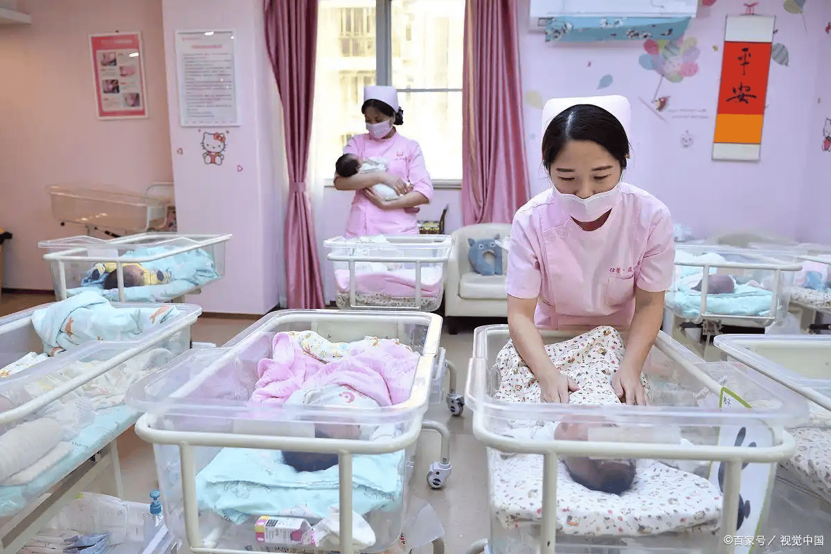 住家月嫂一个月多少钱