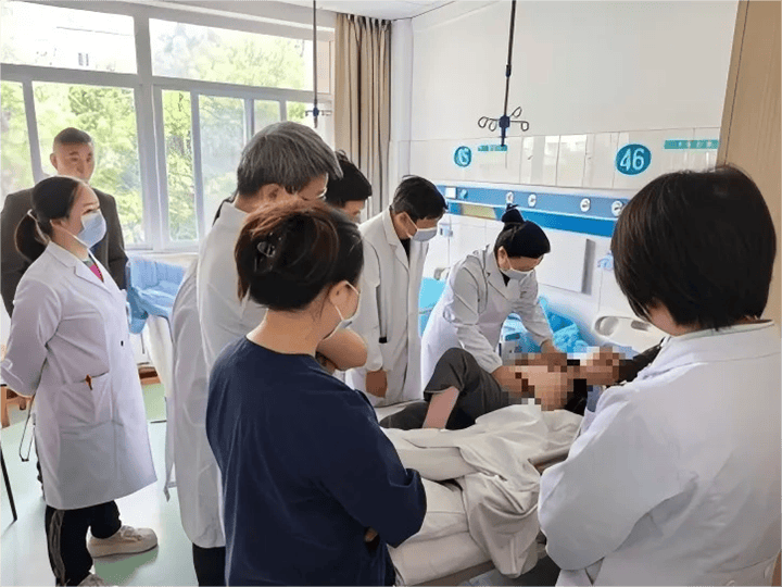 贵州:“1+9+N”一张网 织密“银龄幸福网”