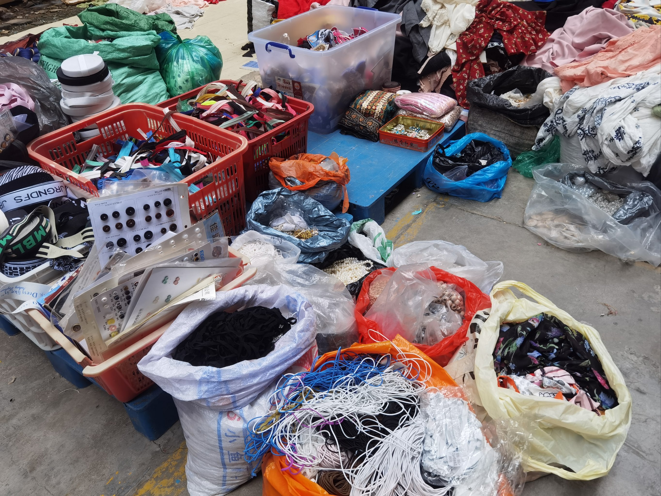 商品现货交易(商品现货交易如何开户)